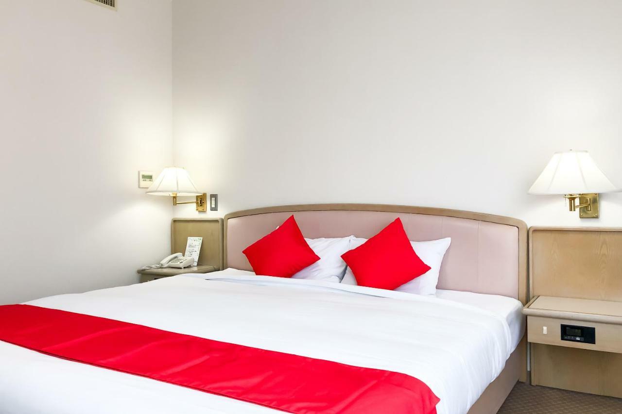 Hotel And Renta Car 660 Натикацуура Экстерьер фото